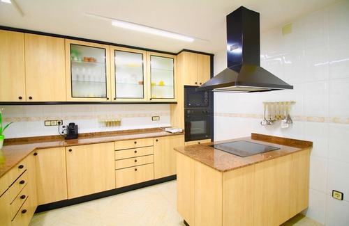 Tarragona House | This is one of the few accommodations in the area that has this service.