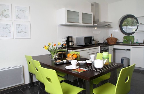 Ploumoguer House | This is where we breathe the sea air! a villa accessible for all!