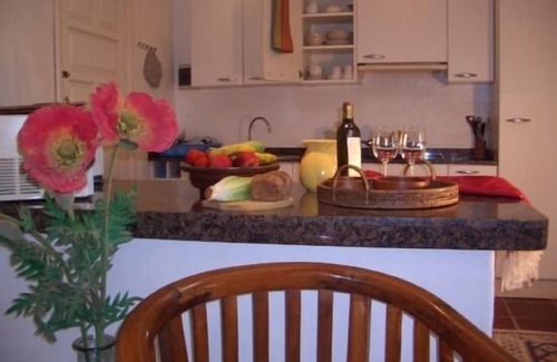 Teguise Cottage | This sun-filled studio is sure to delight!