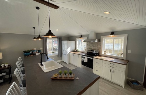 Columbia City Cottage | This two-bedroom Lakeside cottage is a magical place