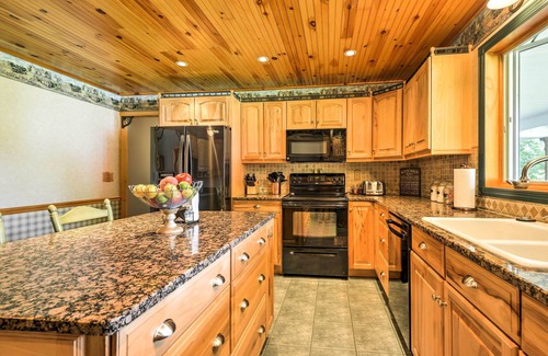 Thompson House | Thompson Home w/Deck + Pond, 8 Mi to Elk Mountain