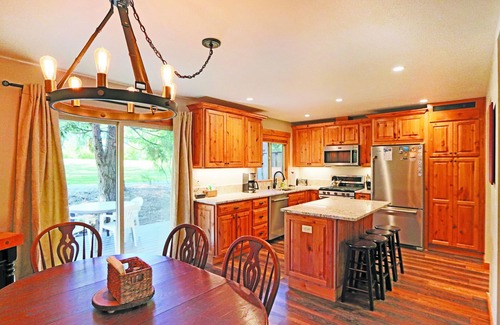 Lake Forest Condo | Thompson's Landing-3 bedroom, 2.5 bath-Remodeled with great views from deck