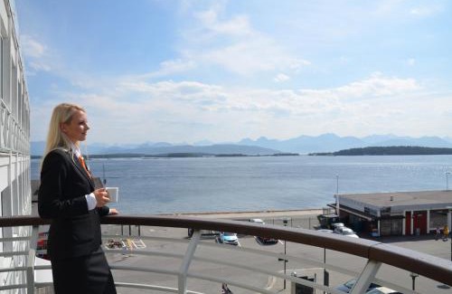 Molde Hotel | Thon Hotel Moldefjord