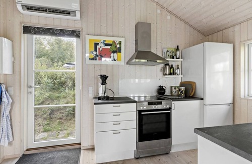 Faarevejle House | "Thorid" - 850m from the sea by Interhome