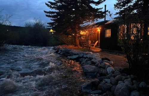 Nederland House | Thorpe On The Water. Creekside Nederland Cabin.