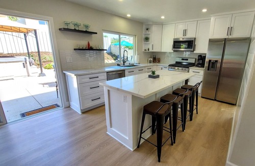 Thousand Oaks House | Thousand Oaks Temp Housing For Insurance/Work/Travel/Remodel!
