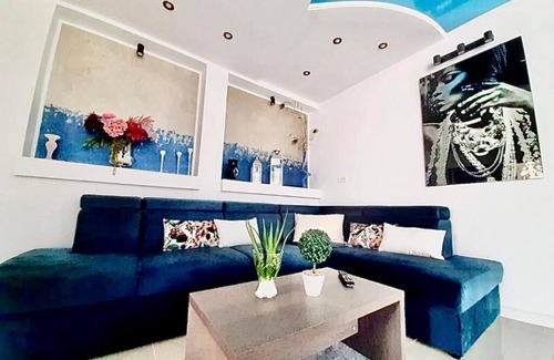 Constanta Apartment | Three-Bedroom Apartment - Vila Milunannn