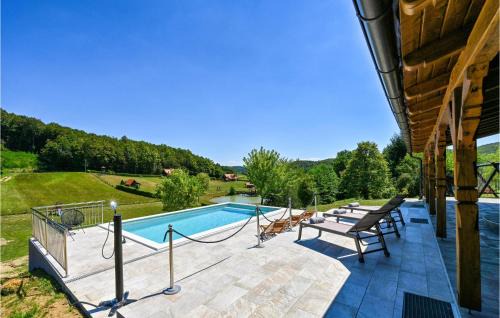Gornji Trpuci House | Three-Bedroom Holiday Home In Gornji Trpuci