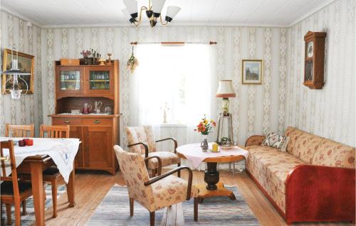 Eksharad House | Three-Bedroom Holiday Home In Eksharad