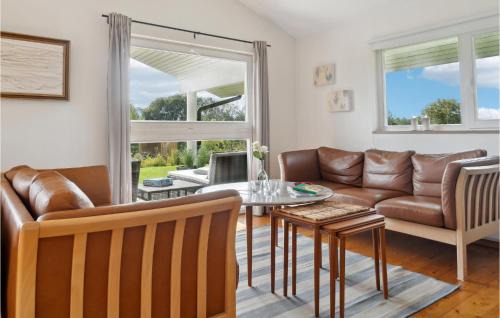 Askeby House | Three-Bedroom Holiday Home In Askeby