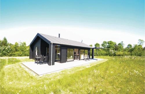 Grenaa House | Three-Bedroom Holiday Home In Grenaa