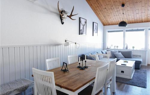Syssleback House | Three-Bedroom Holiday Home In Branas
