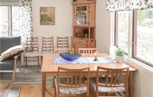 Asarum House | Three-Bedroom Holiday Home In Asarum