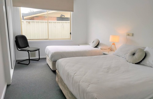 Mitchell House | Three-Bedroom house with two Bathrooms
