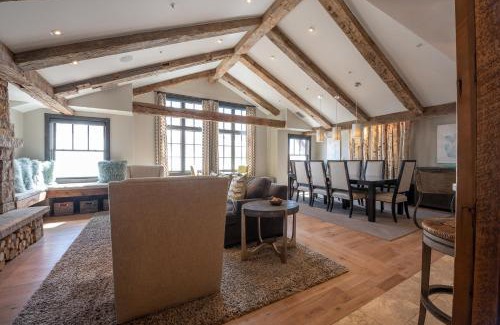 Crested Butte Apartment | Three Bedroom Mountain Chic 6th Floor Penthouse with Amazing View condo
