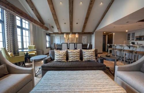 Crested Butte Apartment | Three Bedroom Mountain Chic 6th Floor Penthouse with Amazing View condo