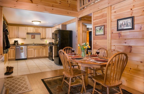 Jeffersonville Cabin | Three-Bedroom Wilderness Cabin near Smuggler's Notch