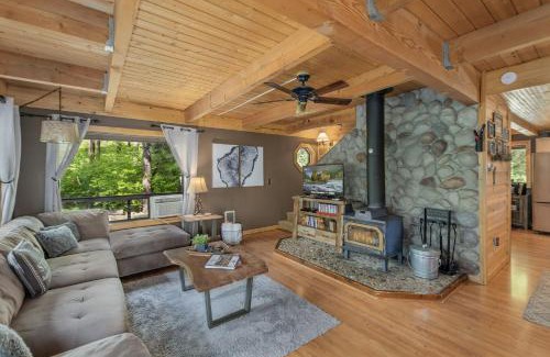 Ardenvoir House | Thyme Out by NW Comfy Cabins