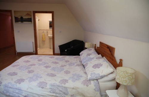 Cornamona House | Ti Aine : Family friendly, beautiful Holiday Home In Wonderful Connemara