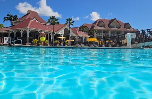 Gros Raisins Apartment | TI OASIS Dominica - Piscine et Plage à P&Vac Village-Club, 1 chambre 1 salon