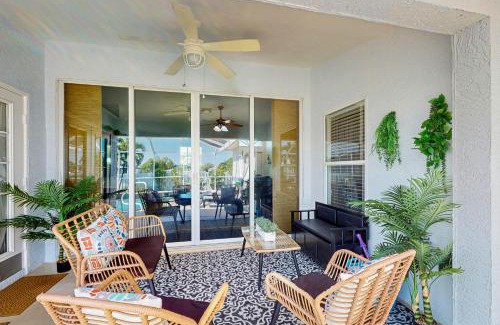 Diplomat House | Tide & True
