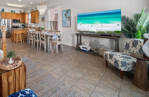 Holiday Beach House | Tidepool Manor - Newly Remodeled -Walk to Beach -Private Heated Pool - Sleeps 15