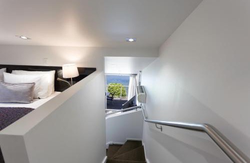 Nelson Hotel | Tides Hotel