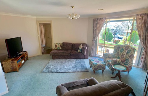 Bletchington House | Tidy Home in a Leafy Suburb, Great Location