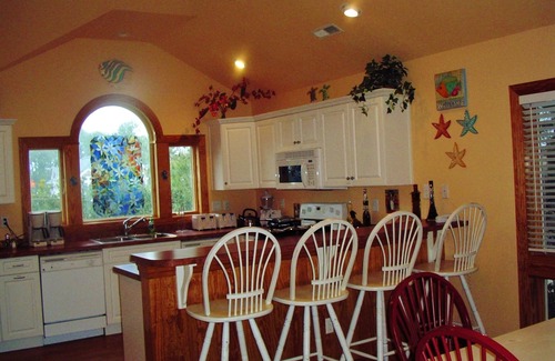 Corolla Village House | TIKI POOL & SPA, GOLF CART, KAYAK, WATERFALL, FIREPIT EXCELLENT LIGHTHOUSE VIEWS