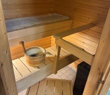 Rauma Apartment | Tilava huoneisto saunalla