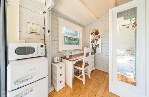 Uxbridge House | Tilehouse lodge