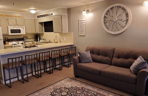 Ghent Condo | Timberline D206 in Ghent