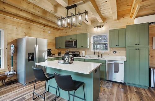 Creola Cabin | Timberline Retreat | Hocking Hills