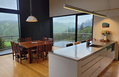 Wellington House | Time to unwind & reset.