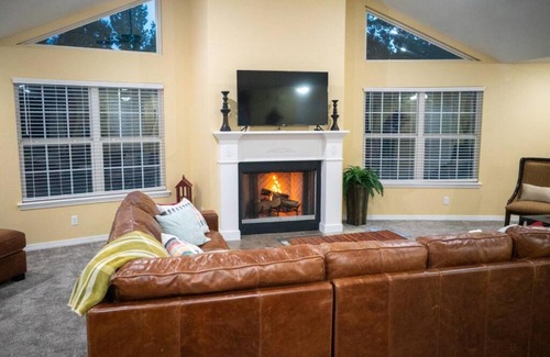 Russellville House | Timothys Timber Haven