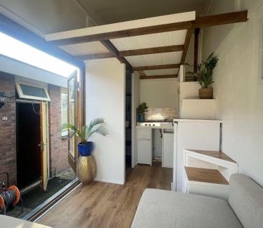 Kropswolde Apartment | Tiny Casa