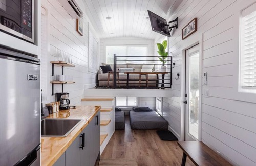 Apple Valley House | Tiny Home paradise with hottub