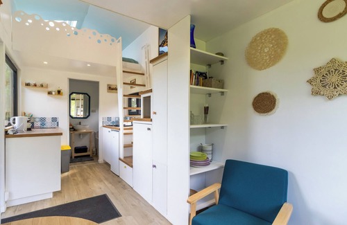 Mazeyrolles House | Tiny House in Saint-Cernin-de-l'Herm – Shared Pool & Relaxing Stay for 4 Guests