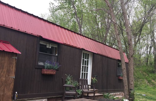 Grayridge Cottage | Tiny House - Cottage