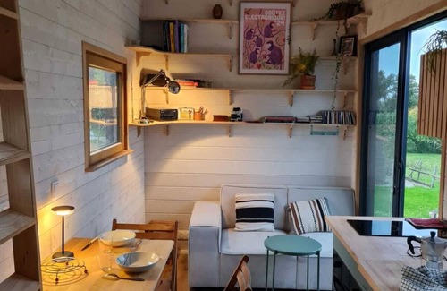 Port-Saint-Pere Ski Chalet | Tiny house in the countryside