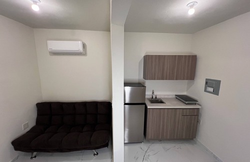 Frailes Apartment | Tiny House with Two Bathrooms