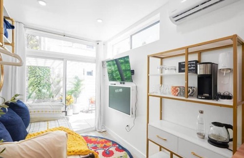 Piedmont Avenue Apartment | Tiny Living; Big Style