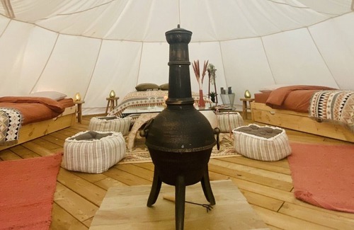 Ecurie Cabin | Tipi 8 places for unusual night