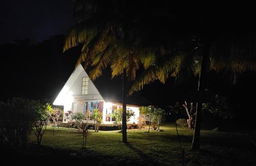 Taha'a Ski Chalet | TIVA PERL LODGE TAHAA