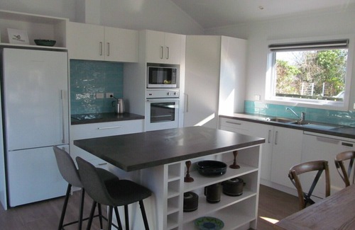 Greytown House | Tiwakawaka Haven - Greytown New Zealand