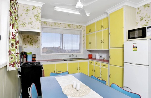 Warrnambool House | To the Seaside Warrnambool