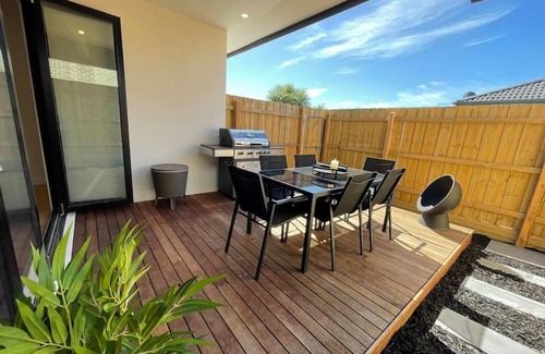 Capel Sound Apartment | Toast the Townhouse