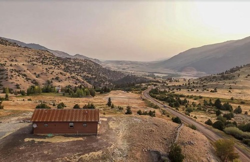 Emigrant House | Tom Miner Creek Cabin