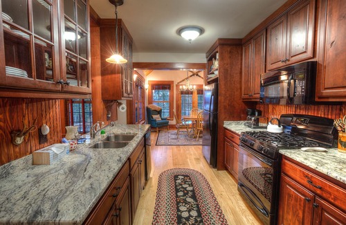 Lake Placid Cabin | Tom's Cabin at the Whiteface Club& Resort