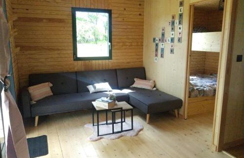Bressuire Ski Chalet | tom Sawyer cabane flottante